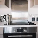 Birmingham Luxury Apartment - Free Wifi